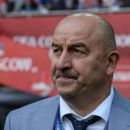 «Пытались хорошо сыграть и в меньшинстве»: Черчесов прокомментировал поражение от Уругвая «Пытались хорошо сыграть и в меньшинстве»: Черчесов прокомментировал поражение от Уругвая
