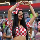 Фанатки Хорватии публикуют «горячие» снимки в поддержку своих футболистов Фанатки Хорватии публикуют «горячие» снимки в поддержку своих футболистов